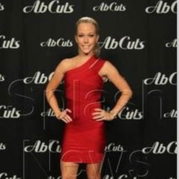 Stunning Designer Dress by Stretta - Picture 4 of 8